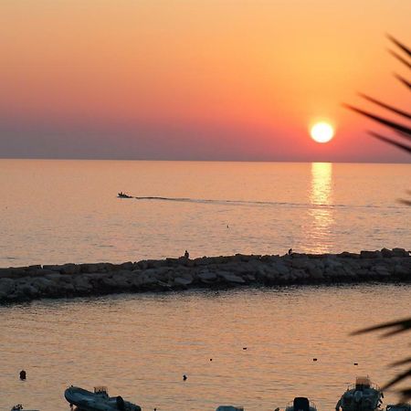 Blu Marine Casa A 10Mt Dalla Spiaggia Peschici Kültér fotó