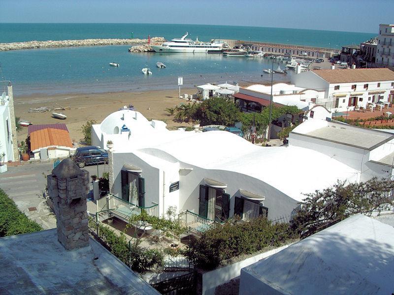 Blu Marine Casa A 10Mt Dalla Spiaggia Peschici Kültér fotó